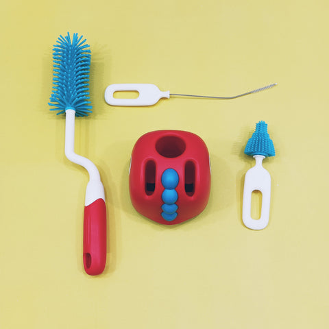3-Piece Rotating Baby Bottle Cleaning Brush Set – Feeder, Nipple & Bottle Brushes